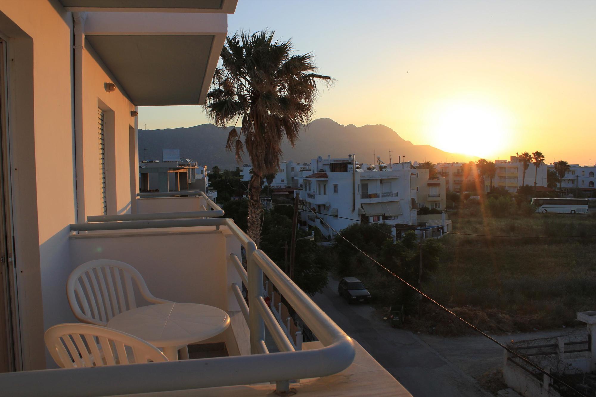 Elga Hotel & Apartments Kardamena  Bagian luar foto