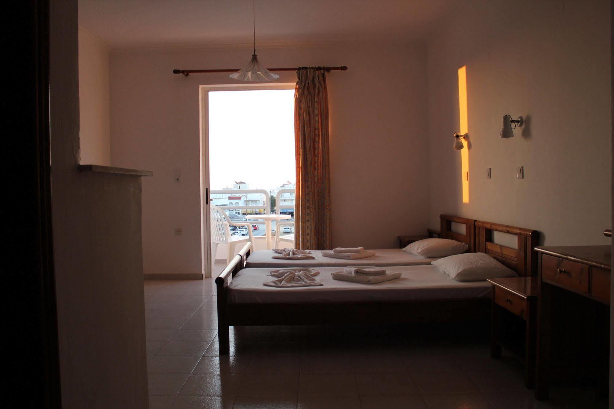 Elga Hotel & Apartments Kardamena  Bagian luar foto