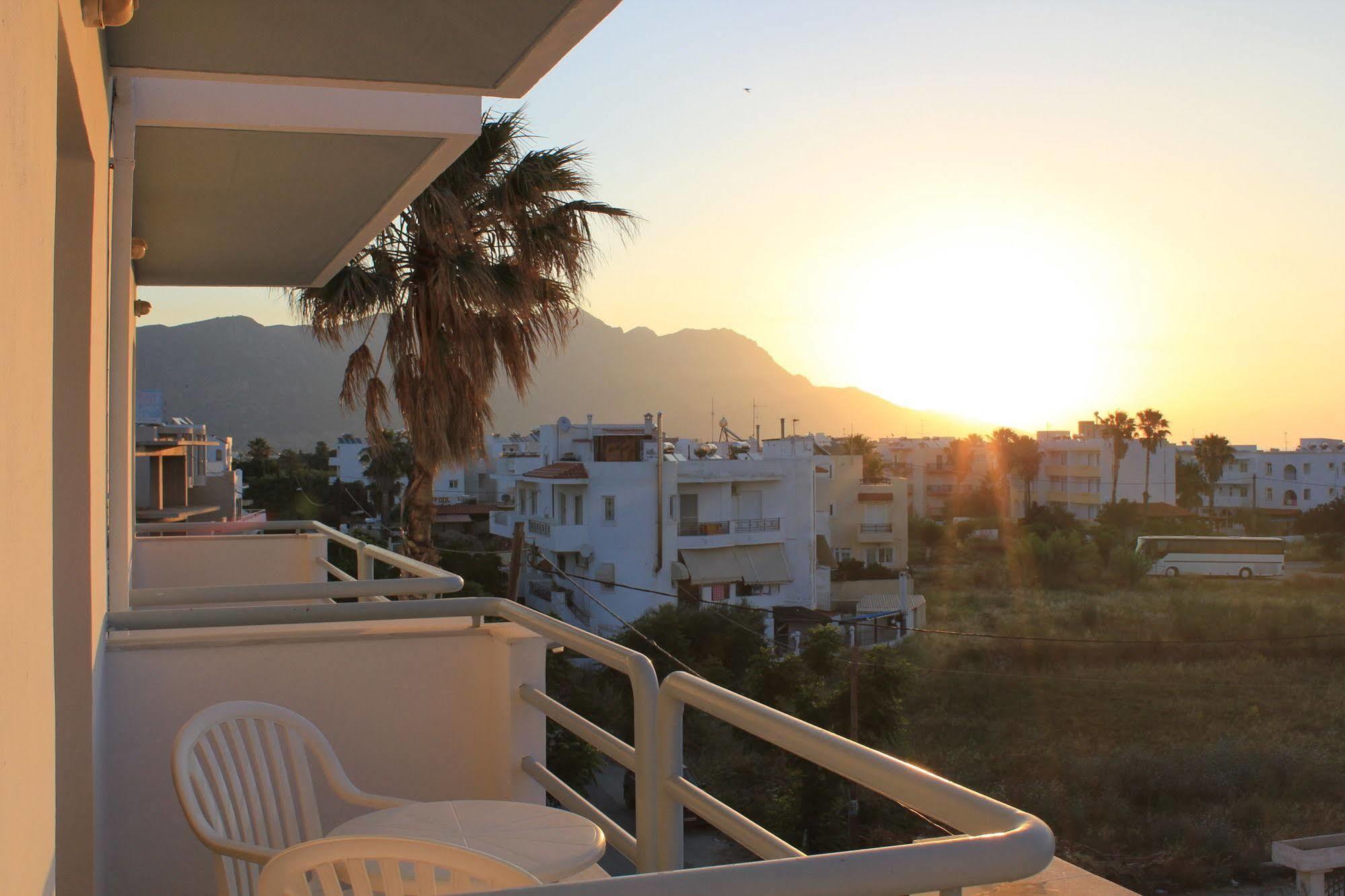 Elga Hotel & Apartments Kardamena  Bagian luar foto